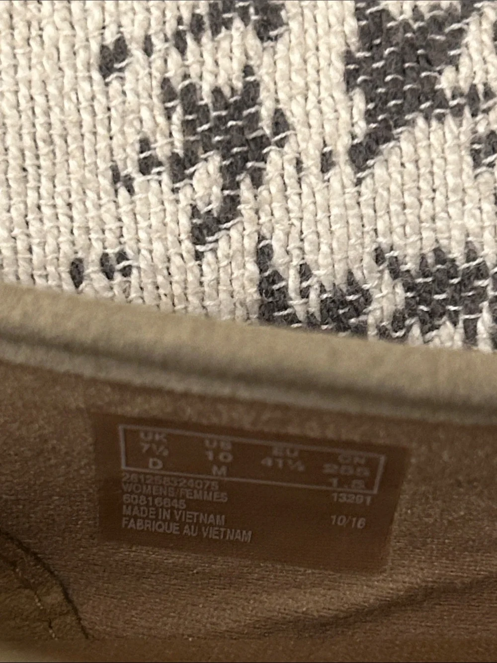 Clarks stylish slip